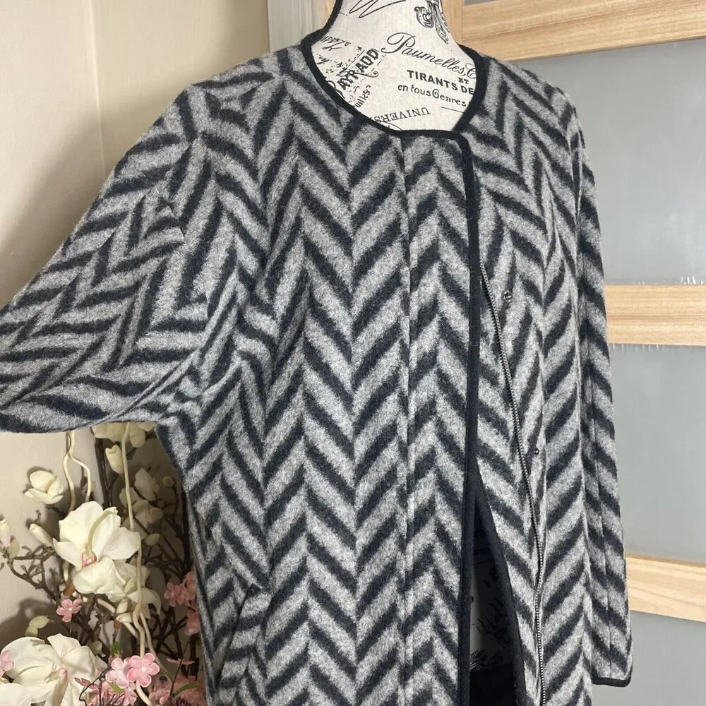 Talbots Womens Wool Blend Open Front Jacket Medium Black Gray Chevron Cardigan
